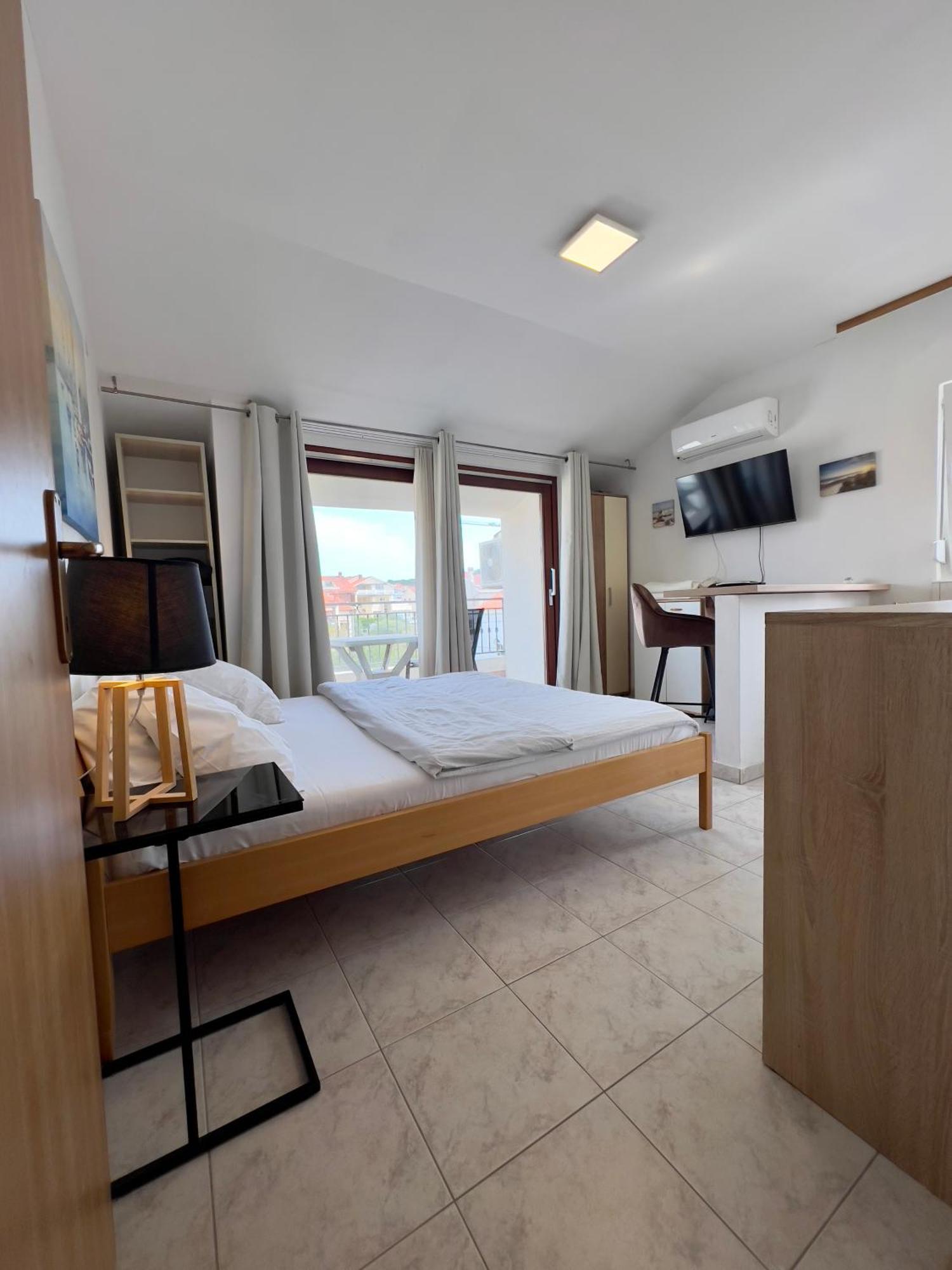 Rooms & Apartments Hegic Zára Kültér fotó